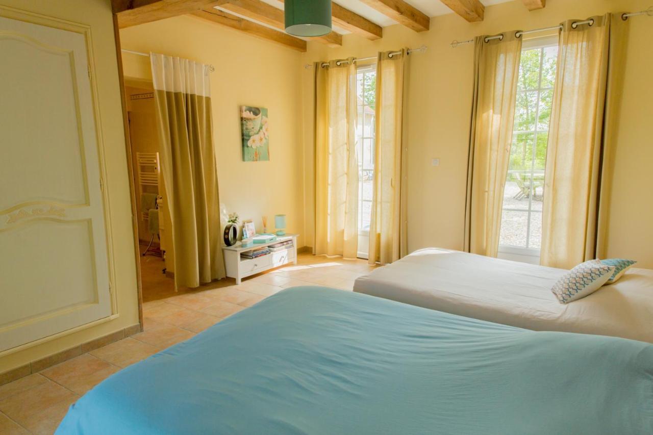 Bed and Breakfast La Tour De La Conterie Beaumont-Village Exteriér fotografie